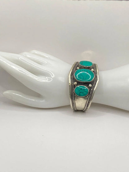 Antique Handmade Afghan Turquoise Bracelet - Vintage 3-Stone Jewellery, Turquoise Gemstones, Unique Artisan, Bohemian Style Gift"